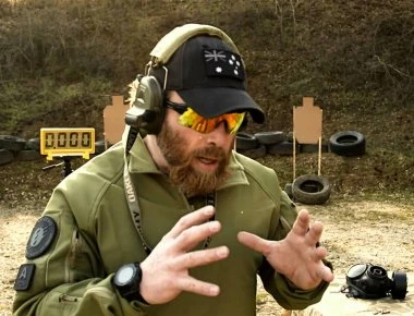 Instructor Zerο: Ο εκπαιδευτής Ειδικών Δυνάμεων 40 χωρών! (βίντεο)
